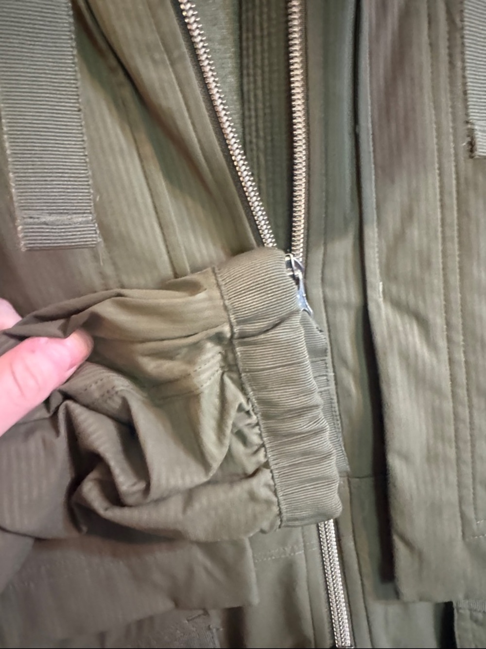 Lululemon Yogi Anorak Jacket - fatigue green - Picture 11 of 14